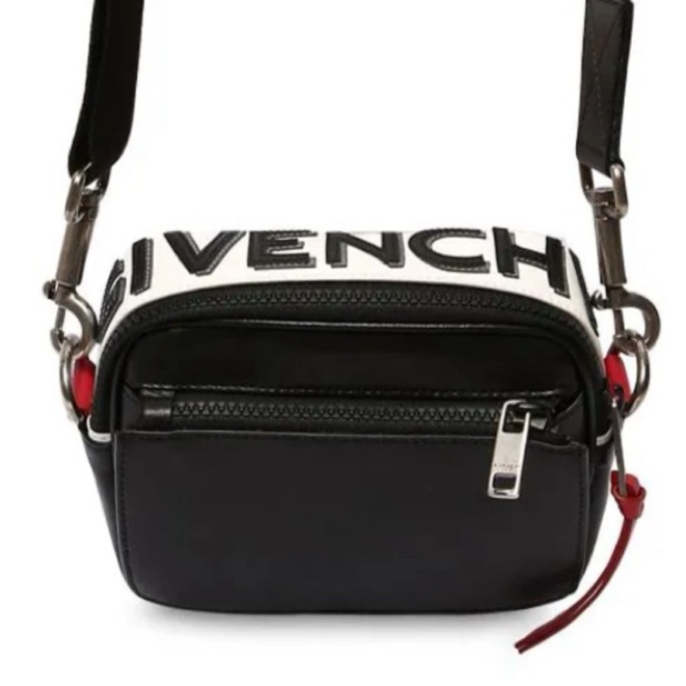 Givenchy Mc3 Black Reverse Logo Leather Messenger Crossbody Bag small. W/COA
